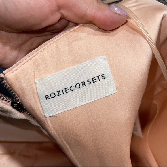 Rozie Corsets | Beige Off The Shoulder Satin Corset Top With Stitching Size: 38 - Picture 6 of 8